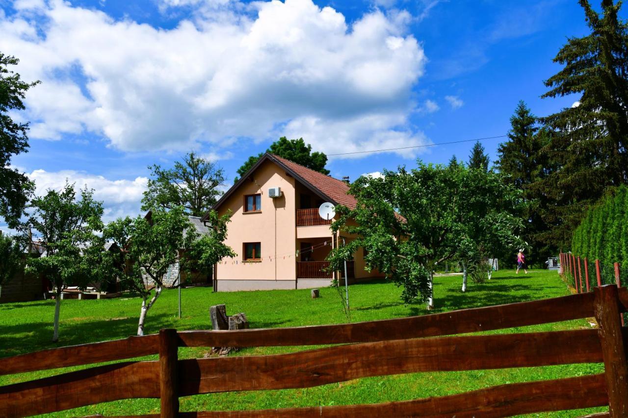 Apartman Jelena Rakovica Kültér fotó