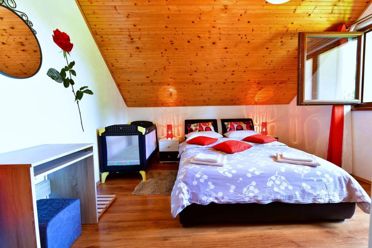 Apartman Jelena Rakovica Kültér fotó